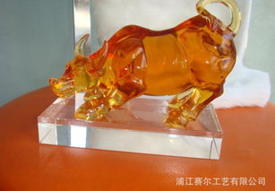 琉璃工藝品與擺件 廠家批發(fā)定制，物超所值的工藝禮品選擇